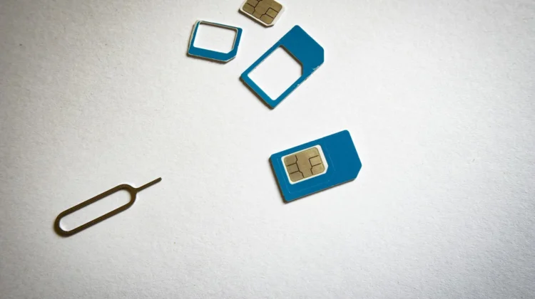 Illustration of Hello HR South Africa's technology platform interface